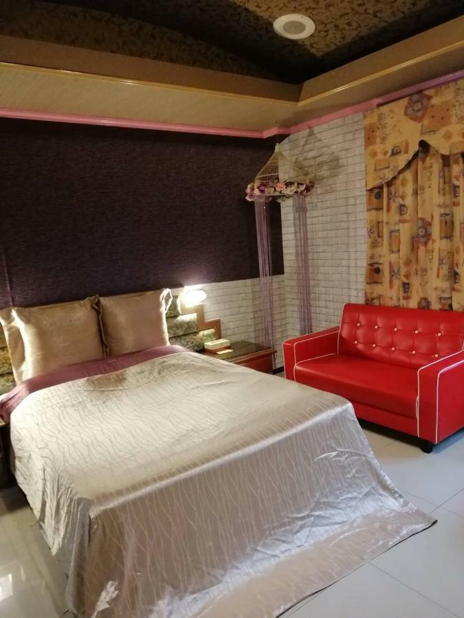 Sydney Motel Tucheng Exteriör bild
